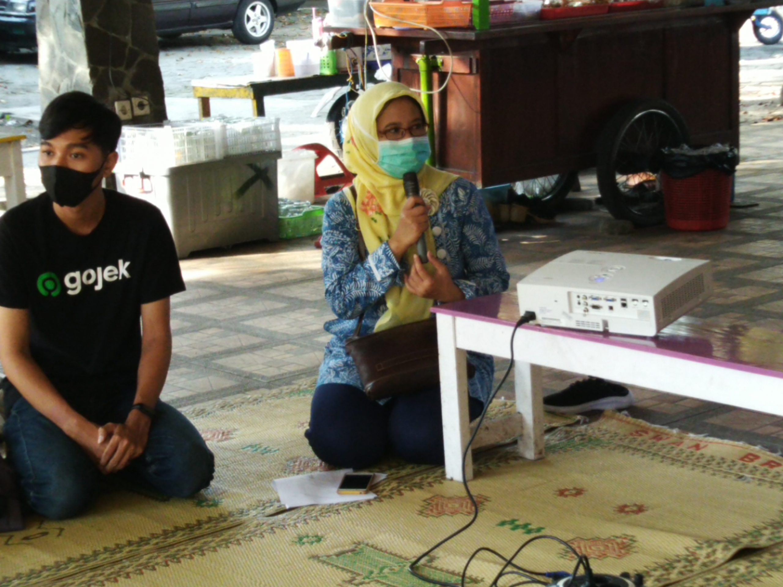 Pemanfaatan Internet Untuk Marketing Online Bagi PKL