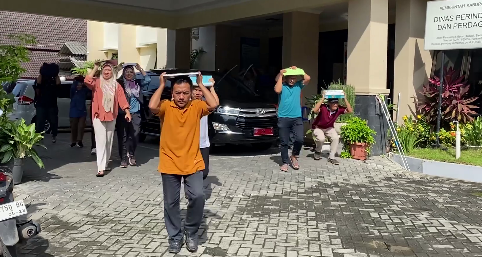 Perindag Sleman Melaksanakan Simulasi Tanggap Darurat Gempa Bumi