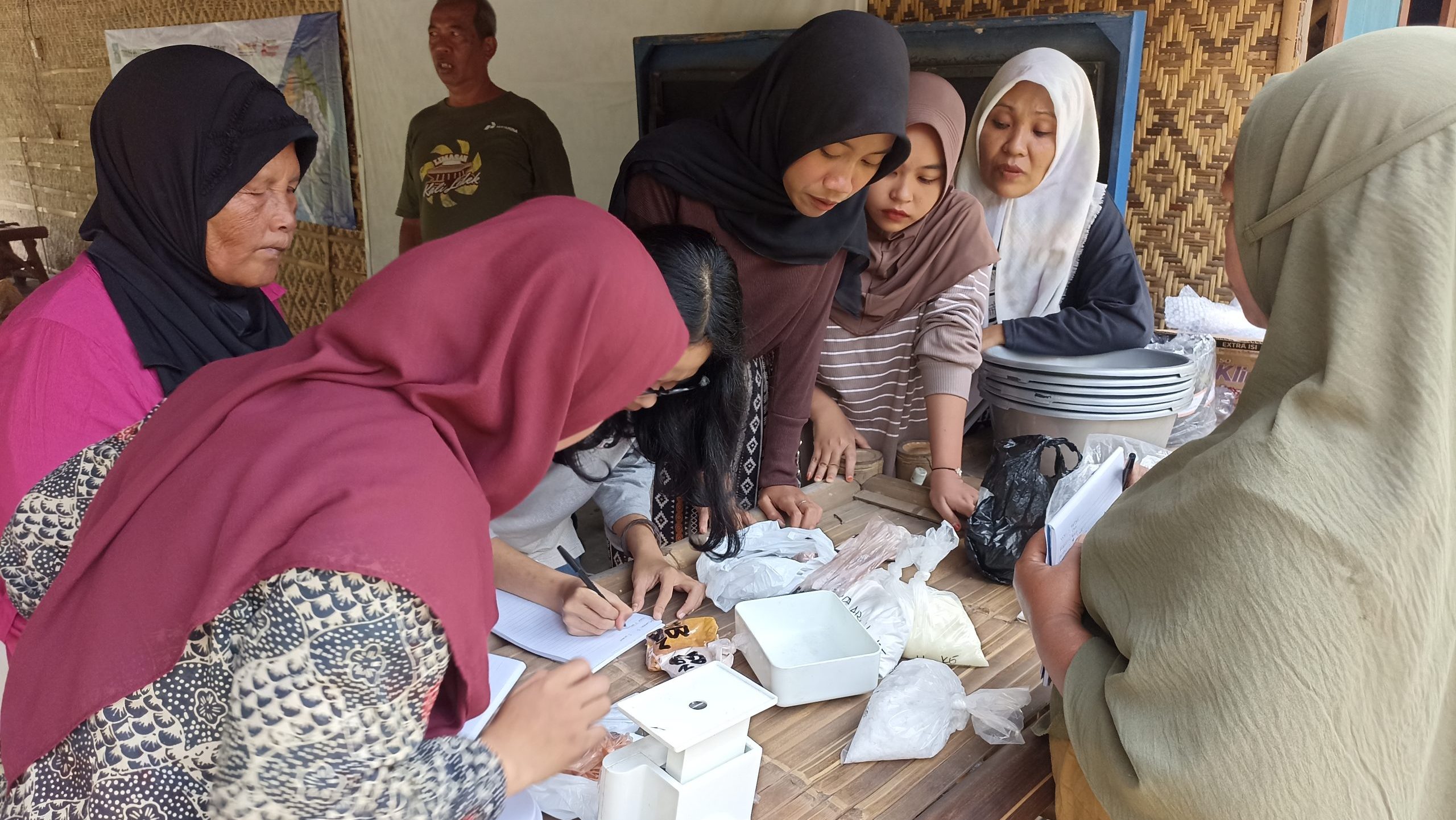 Bimtek Batik : Dorong Regenerasi Pembatik dan Peningkatan Kewirausahaan